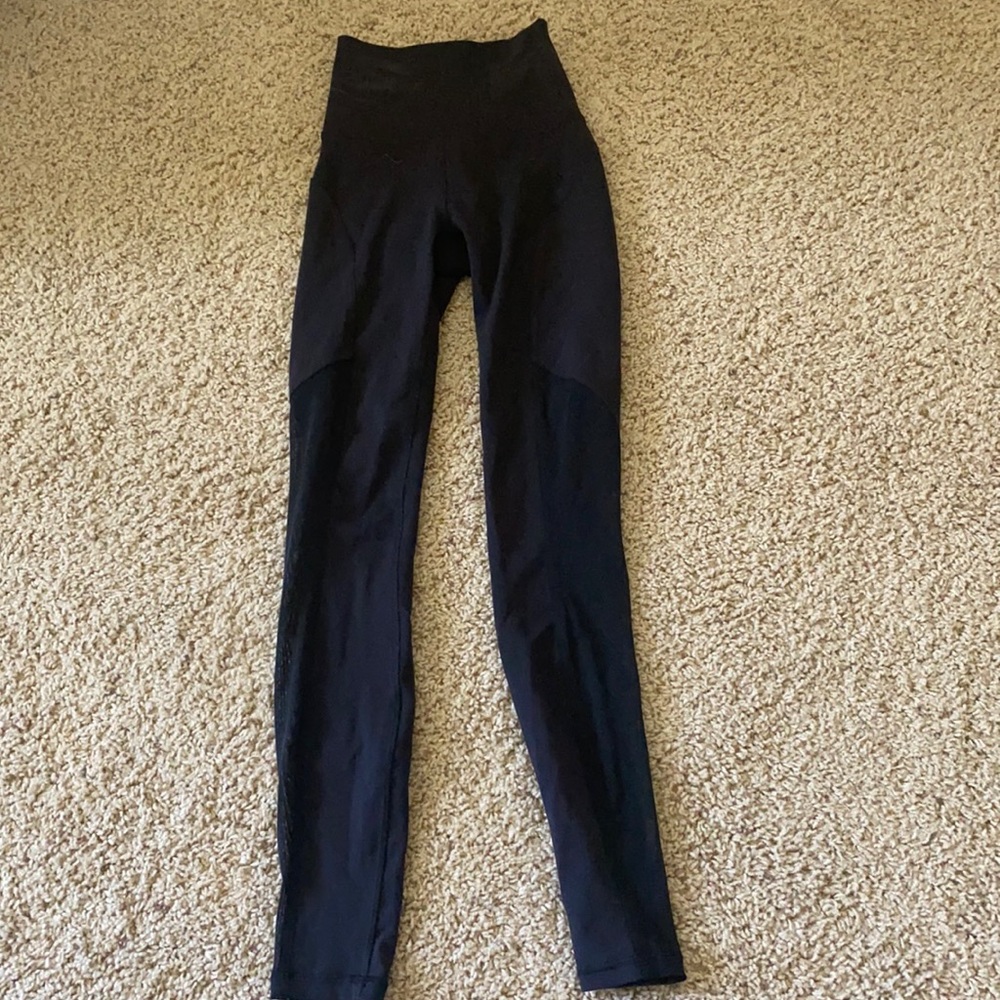 black lululemon leggings with mesh